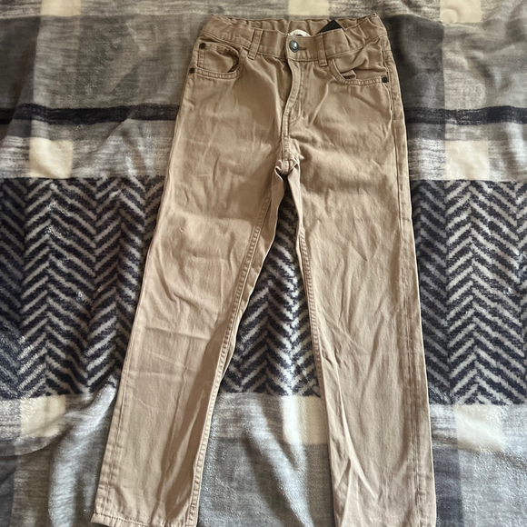 H&M Other - Boys H&M Khaki Casual Bottoms Size 6-7Y